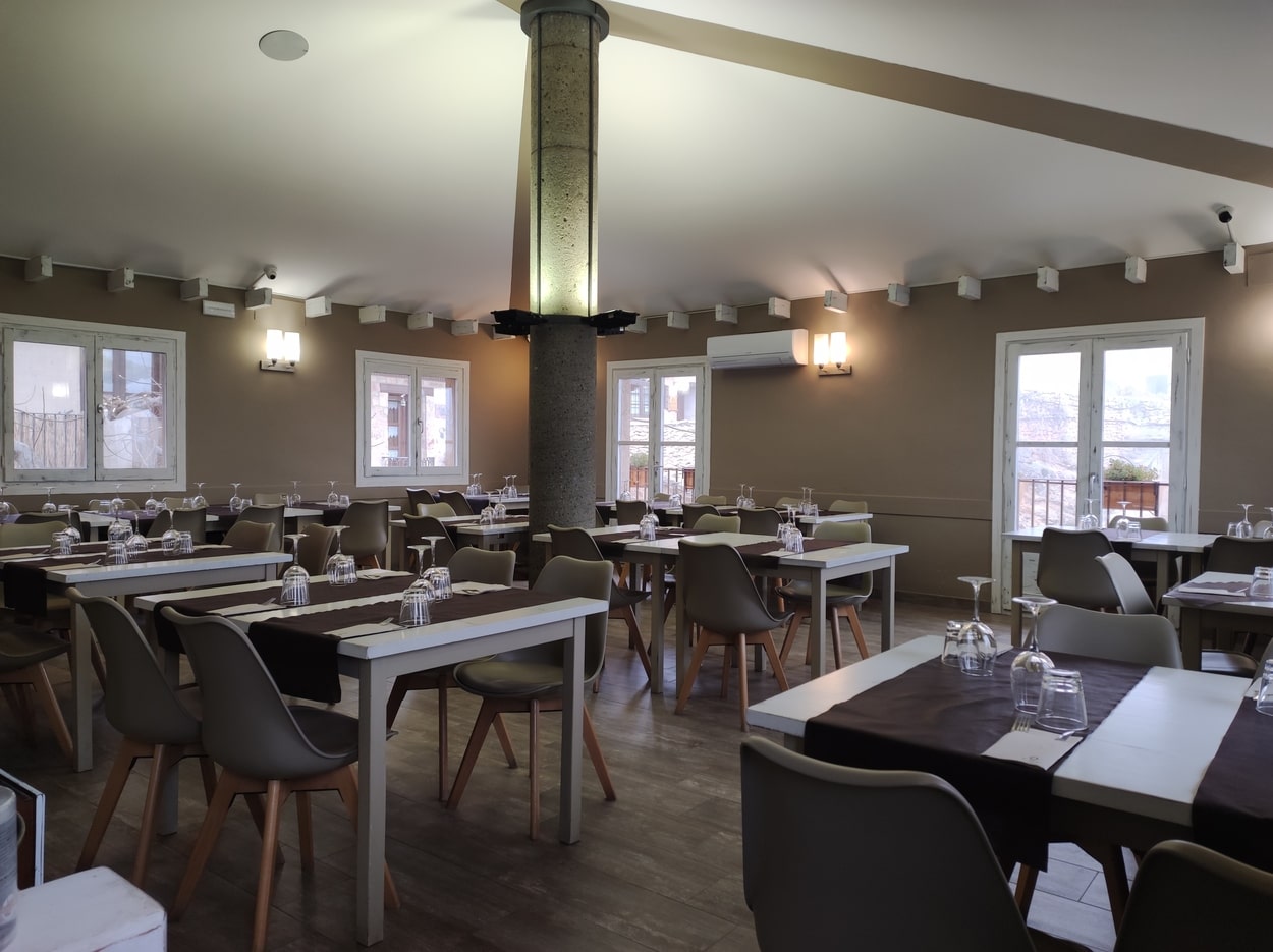 Meson del Vero - Comedor Interior Meson del Vero - Comedor Interior